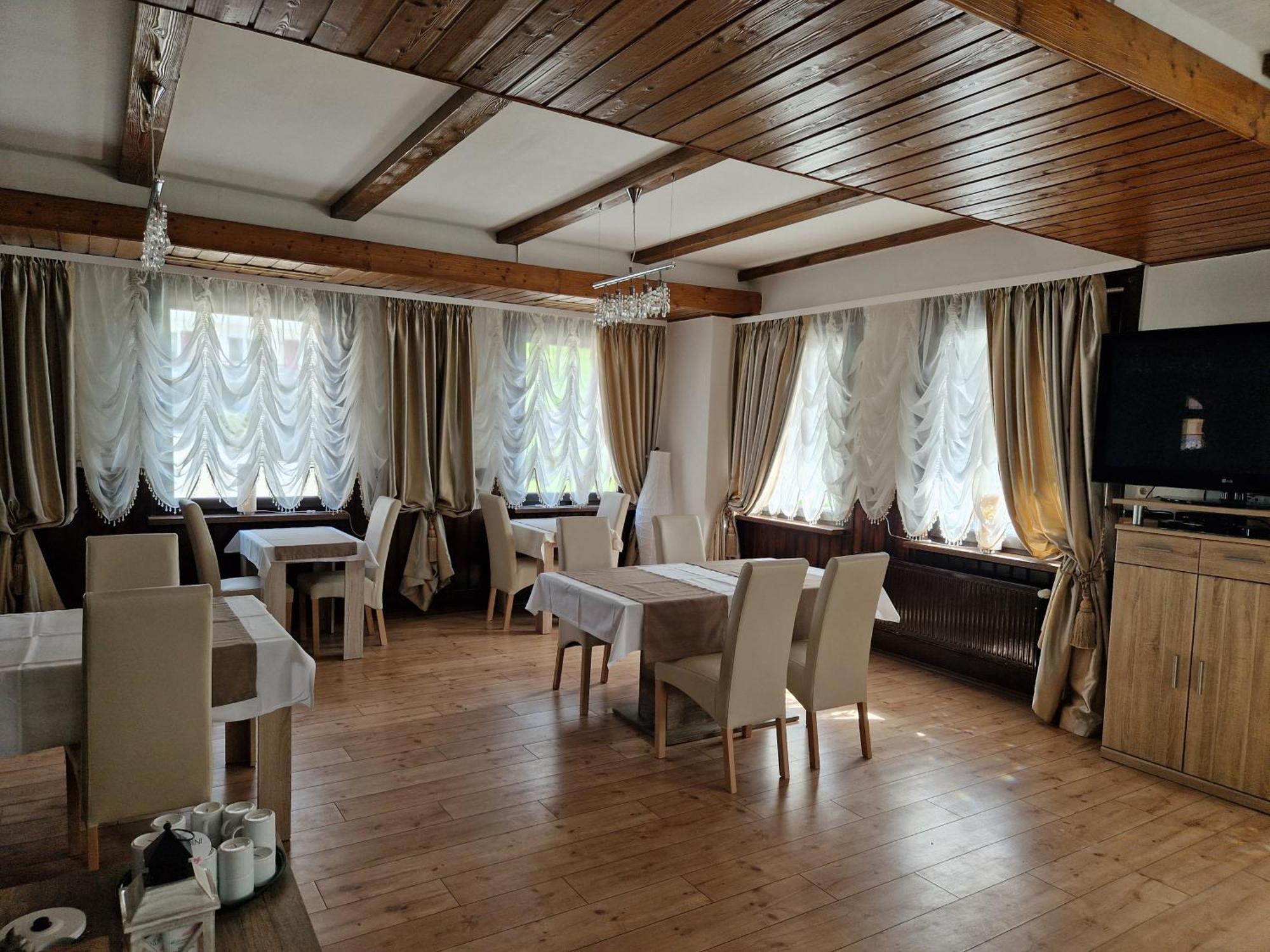 Schwanen Hotel 3*