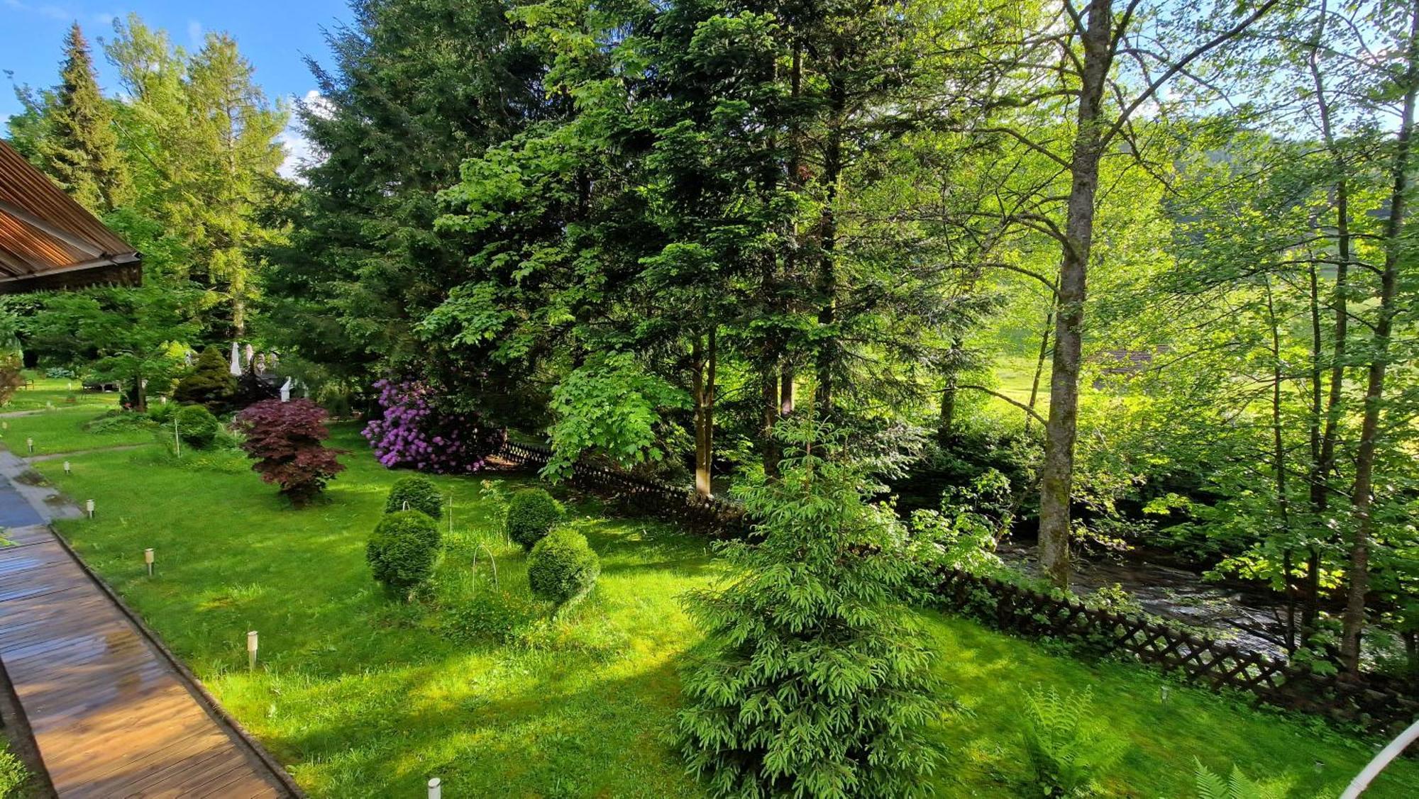 Schwanen-Resort Байрсброн